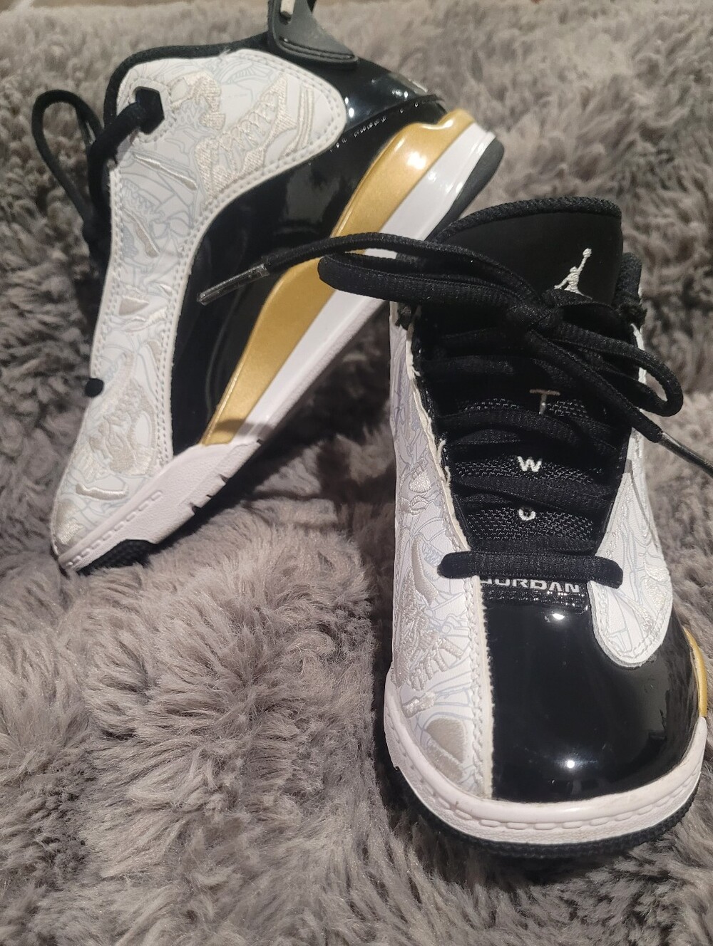 Jordan Kids White, Black & Gold Sneakers
